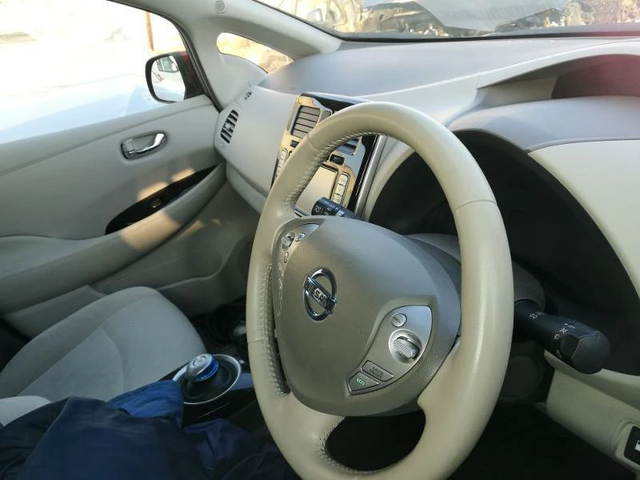 Nissan Leaf Azeo - автомобили, коли, обяви за нови и употребявани 3