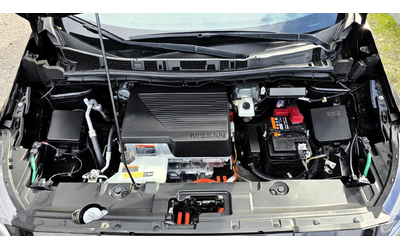 Nissan Leaf Full electric/40kWh/Anniversary/19000км - автомобили, коли, обяви за нови и употребявани 13