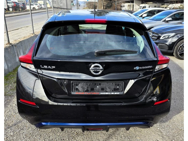 Nissan Leaf Full electric/40kWh/Anniversary/19000км - автомобили, коли, обяви за нови и употребявани 4