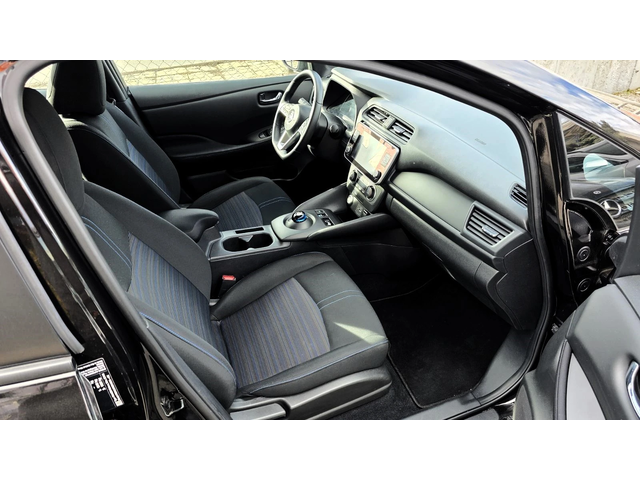 Nissan Leaf Full electric/40kWh/Anniversary/19000км - автомобили, коли, обяви за нови и употребявани 9