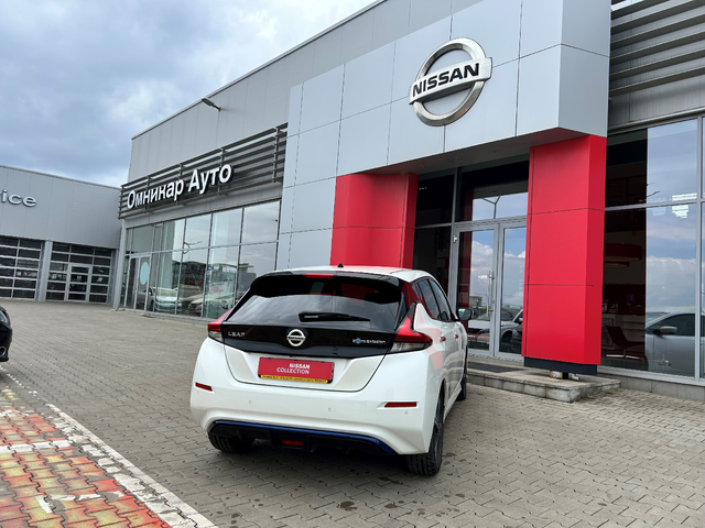 Nissan Leaf 40kwh N-Connecta - автомобили, коли, обяви за нови и употребявани 2