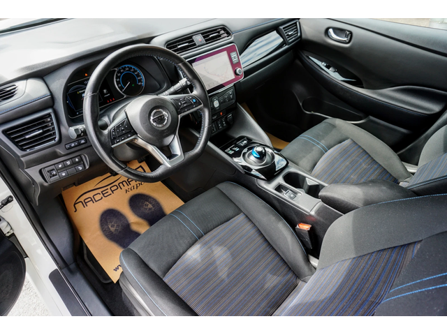 Nissan Leaf TEKNA+  360* - автомобили, коли, обяви за нови и употребявани 7