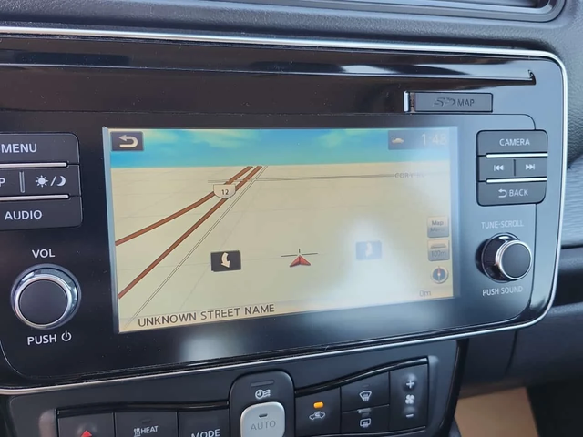 Nissan Leaf SL PLUS| ПОДГРЕВИ| МЪРТВА ТОЧКА| 2 КЛЮЧА| - автомобили, коли, обяви за нови и употребявани 9