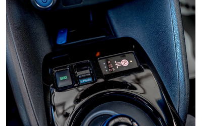 Nissan Leaf 62kWh/N-Connecta/Камера 360/Bose/Distronic/Подгрев Волан - автомобили, коли, обяви за нови и употребявани 11