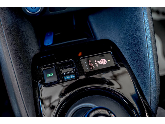 Nissan Leaf 62kWh/N-Connecta/Камера 360/Bose/Distronic/Подгрев Волан - автомобили, коли, обяви за нови и употребявани 11