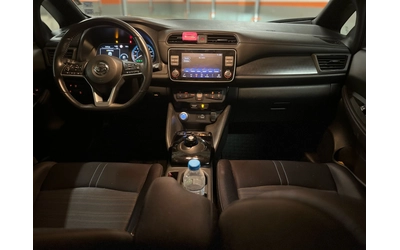 Nissan Leaf 40 KW Лизинг през Уникредит по220 евро - автомобили, коли, обяви за нови и употребявани 10