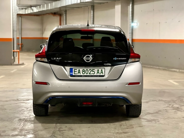 Nissan Leaf 40 KW Лизинг през Уникредит по220 евро - автомобили, коли, обяви за нови и употребявани 4