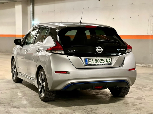 Nissan Leaf 40 KW Лизинг през Уникредит по220 евро - автомобили, коли, обяви за нови и употребявани 6