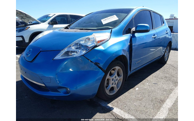 nissan-leaf-electric-front-wheel-drive - 5