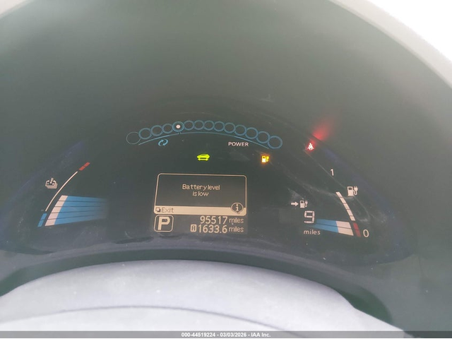 Nissan LEAF ELECTRIC Front Wheel Drive - автомобили, коли, обяви за нови и употребявани 6