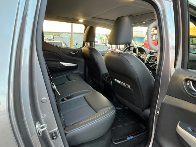 Nissan Navara Гаранционен - автомобили, коли, обяви за нови и употребявани 9