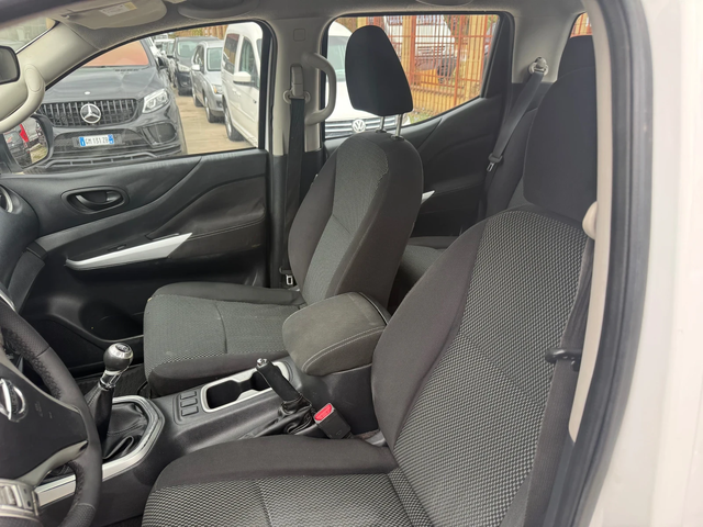 Nissan Navara 2.3 dci - автомобили, коли, обяви за нови и употребявани 8