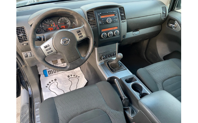 Nissan Navara 2.5 dci 190kc. - автомобили, коли, обяви за нови и употребявани 8