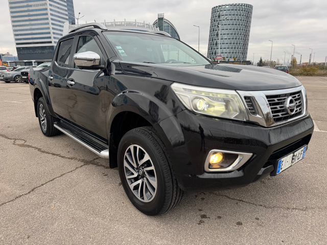 Nissan Navara NP300-AUTO-NAVI-360 -с ДДС - автомобили, коли, обяви за нови и употребявани 1