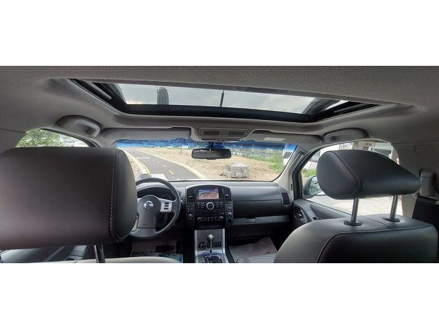 Nissan Navara 3.0 v6 Full  4x4 automat - автомобили, коли, обяви за нови и употребявани 3