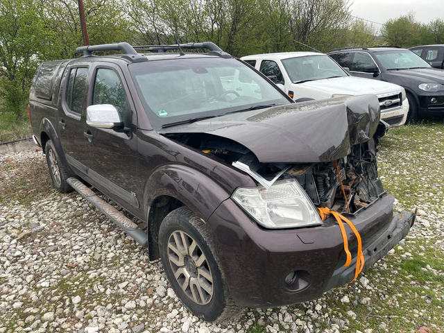 Nissan Navara 3.0DCi V6 на части - автомобили, коли, обяви за нови и употребявани 1