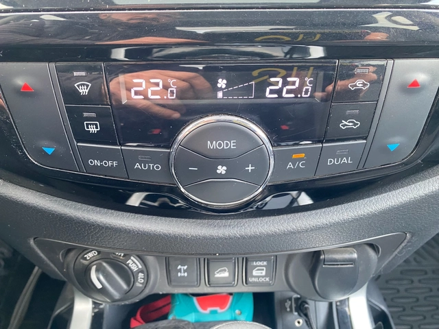 Nissan Navara 2.3 DCI 7AT Tekna - автомобили, коли, обяви за нови и употребявани 16