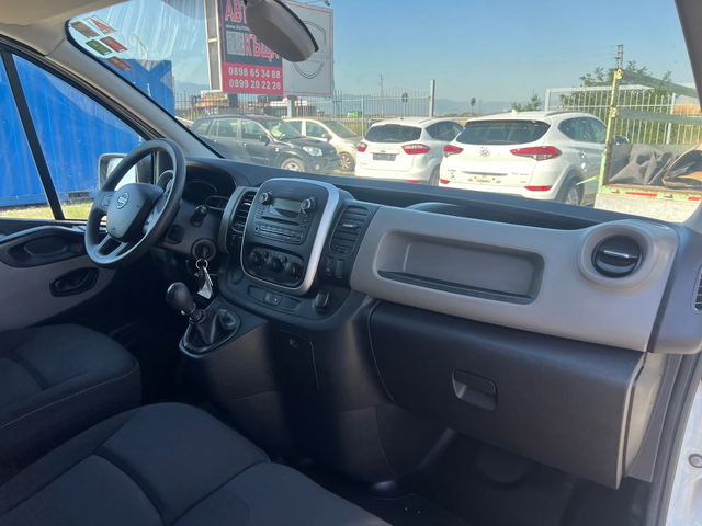 Nissan NV300 1.6 DCI - автомобили, коли, обяви за нови и употребявани 13
