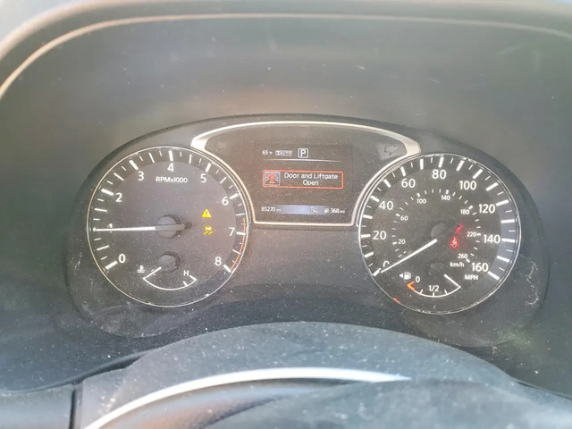 Nissan Pathfinder SL - автомобили, коли, обяви за нови и употребявани 9