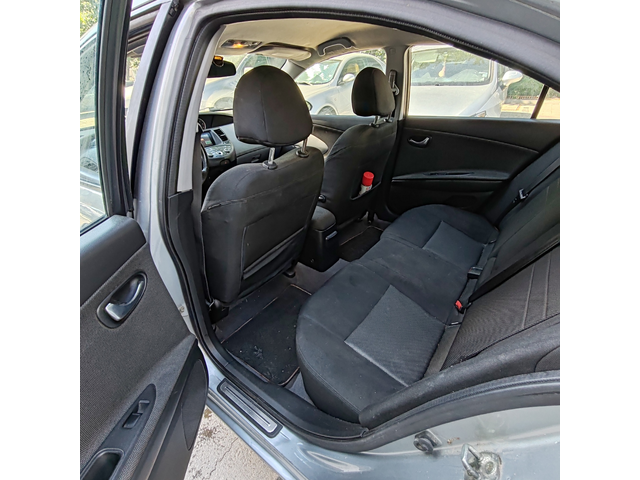 Nissan Primera P12 - автомобили, коли, обяви за нови и употребявани 4