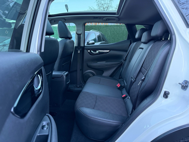 Nissan Qashqai 1.2DIG-T/TEKNA+ /FULL/115hp/2WD - автомобили, коли, обяви за нови и употребявани 16