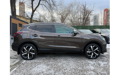 nissan-qashqai-1-2i-automatic-tekna-face - 3