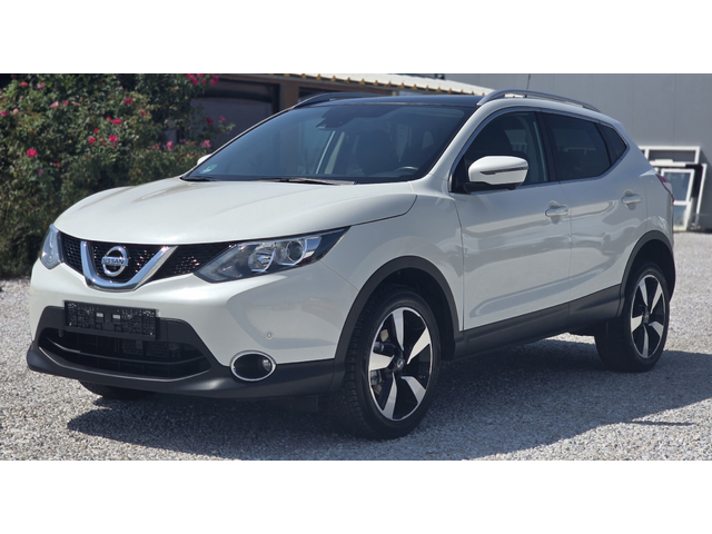 Nissan Qashqai 1.2i *Panorama* - автомобили, коли, обяви за нови и употребявани 0