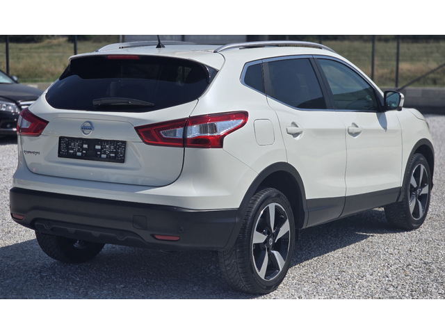Nissan Qashqai 1.2i *Panorama* - автомобили, коли, обяви за нови и употребявани 5