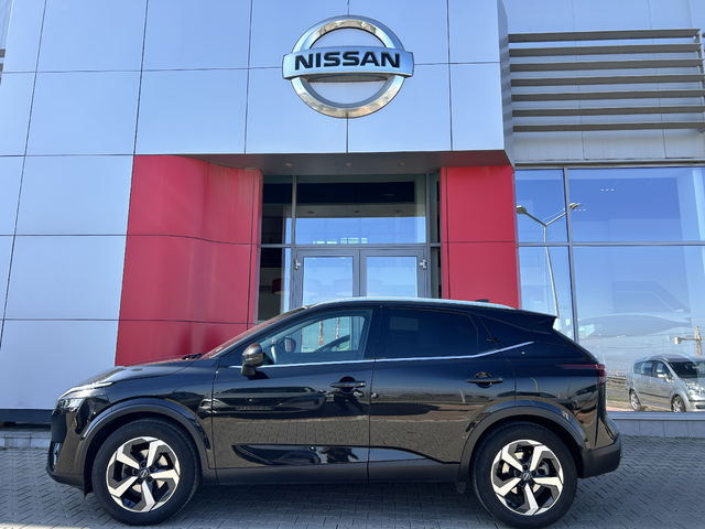 Nissan Qashqai 1.3 DDT N-Connecta 6M/T - автомобили, коли, обяви за нови и употребявани 1