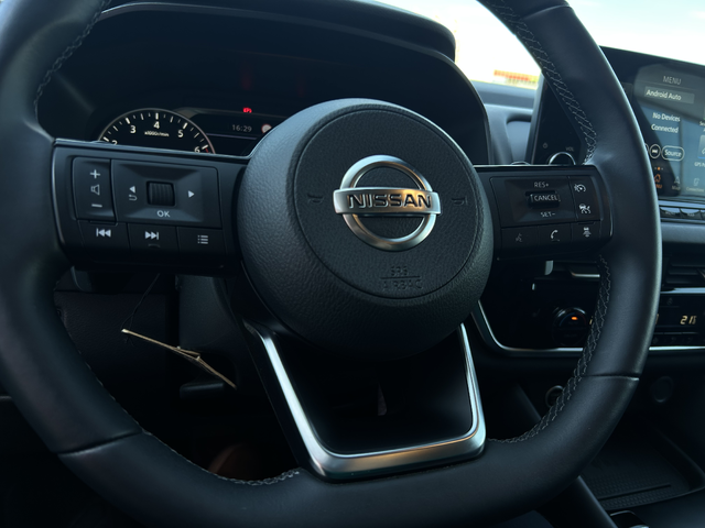 Nissan Qashqai 1.3 DDT N-Connecta A/T 4x2 - автомобили, коли, обяви за нови и употребявани 5