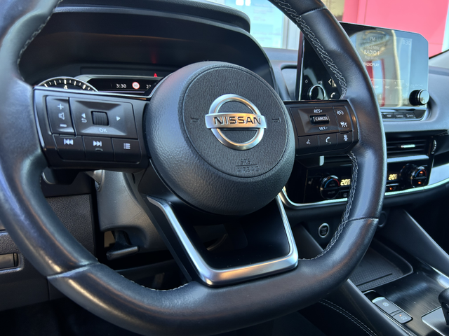 Nissan Qashqai 1.3 DDT N-Connecta A/T 4x4 - автомобили, коли, обяви за нови и употребявани 4