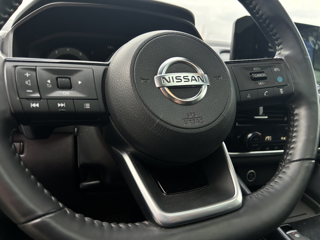 Nissan Qashqai 1.3 DDT Tekna 4x2 - автомобили, коли, обяви за нови и употребявани 5