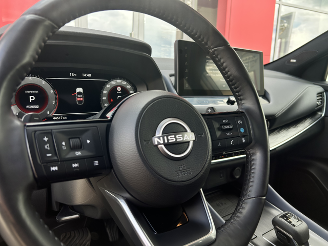 Nissan Qashqai 1.3 DDT Tekna A/T 4x4 - автомобили, коли, обяви за нови и употребявани 4