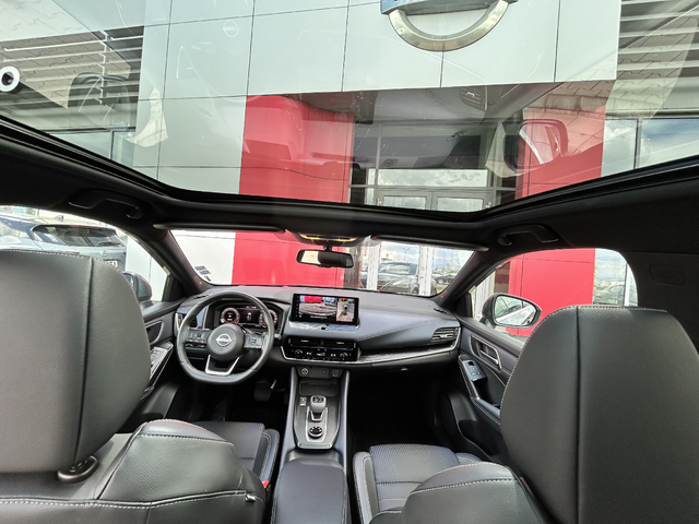 Nissan Qashqai 1.3 DDT Tekna A/T 4x4 - автомобили, коли, обяви за нови и употребявани 8
