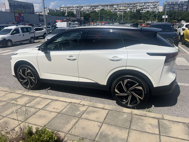 NISSAN Qashqai 1.3 DDT Tekna Plus A/T 4x2 - автомобили, коли, обяви за нови и употребявани 4