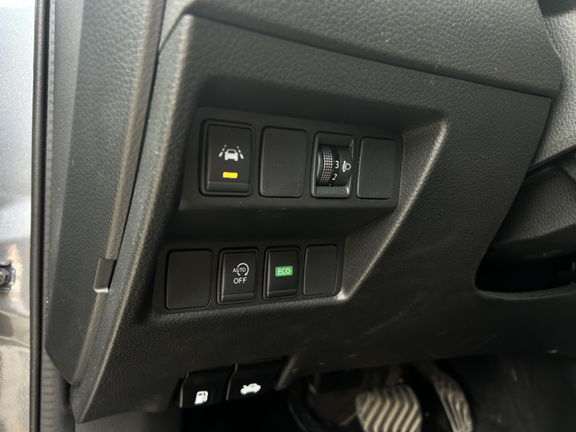 Nissan Qashqai 1.3 DIG-T Acenta A/T - автомобили, коли, обяви за нови и употребявани 4