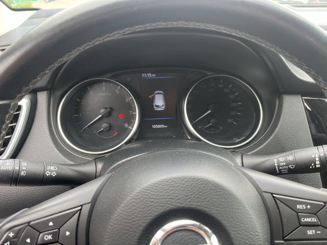 Nissan Qashqai 1.3 DIG-T Acenta M/T - автомобили, коли, обяви за нови и употребявани 1