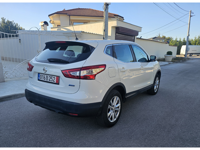 Nissan Qashqai 1.5 - автомобили, коли, обяви за нови и употребявани 3