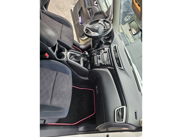 Nissan Qashqai 1.5 - автомобили, коли, обяви за нови и употребявани 8
