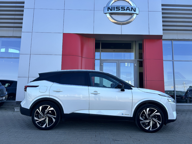 Nissan Qashqai 1.5 E-Power Tekna Plus - автомобили, коли, обяви за нови и употребявани 1