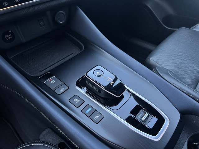 Nissan Qashqai 1.5 E-Power Tekna Plus - автомобили, коли, обяви за нови и употребявани 6