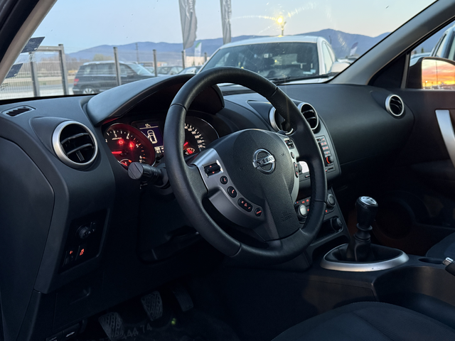 Nissan Qashqai 1.5D* 2011г.* 4Х4* 187.000КМ* НОВА* Ръчка* Теглич - автомобили, коли, обяви за нови и употребявани 7