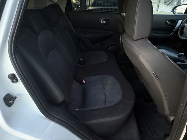 Nissan Qashqai 1.5D* 2011г.* 4Х4* 187.000КМ* НОВА* Ръчка* Теглич - автомобили, коли, обяви за нови и употребявани 9