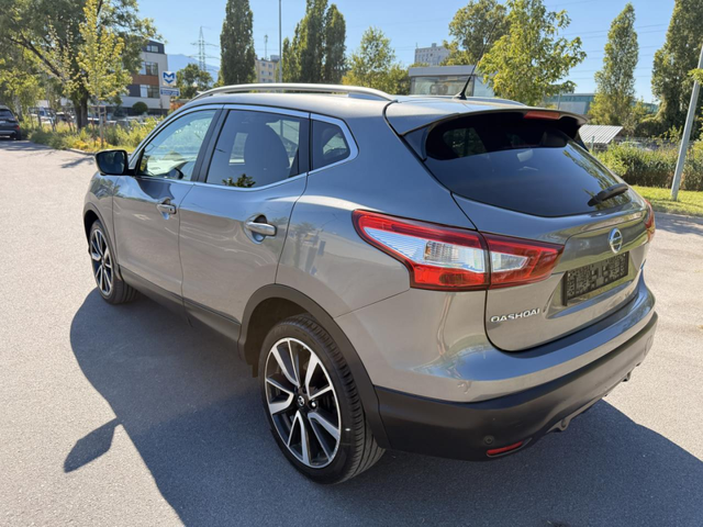 Nissan Qashqai 1.6 DCI* KAMERA(360)* КОЖА* ПОДГРЕВ* FULL* - автомобили, коли, обяви за нови и употребявани 3