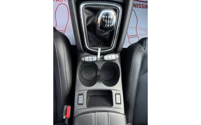 Nissan Qashqai 1.6DCI* FACELIFT* FULL* - автомобили, коли, обяви за нови и употребявани 17