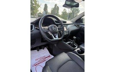 Nissan Qashqai 1.6DCI* FACELIFT* FULL* - автомобили, коли, обяви за нови и употребявани 9