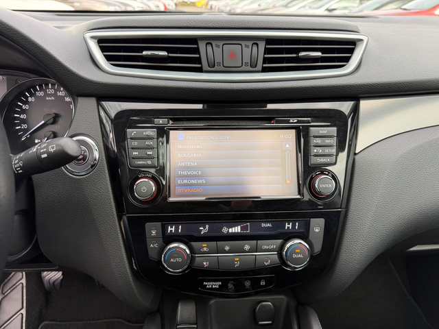 Nissan Qashqai 1.6i/163hp/Tekna/Камера - автомобили, коли, обяви за нови и употребявани 29