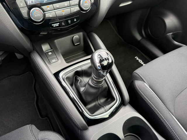 Nissan Qashqai 1.6i/163hp/Tekna/Камера - автомобили, коли, обяви за нови и употребявани 32