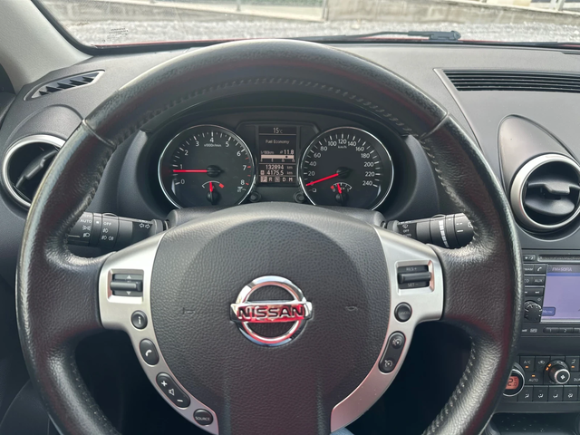 Nissan Qashqai ШВЕЙЦАРИЯ АВТОМАТИК 4х4 - автомобили, коли, обяви за нови и употребявани 11