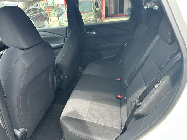 Nissan Qashqai 1.3 - автомобили, коли, обяви за нови и употребявани 11